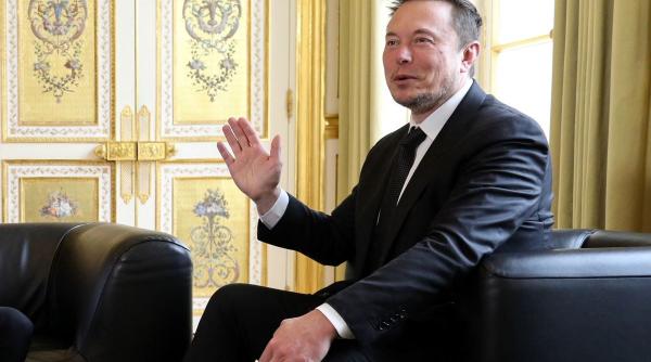 senatorii democrati cer investigarea apelurilor lui elon musk catre oficialii rusi