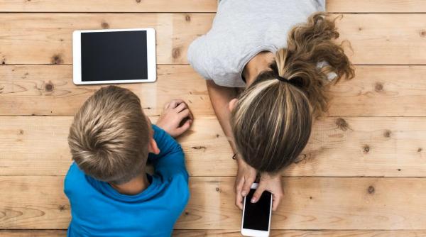 interzis retelele sociale copii