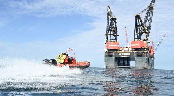 greenpeace acuza puterile lumii ca se inclina in fata producatorilor de petrol