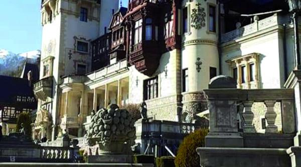 peles activitate turisti