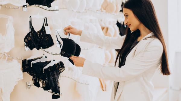 cat de des trebuie speli sutienul