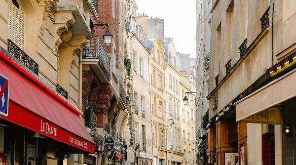 franciza calea spre succes in industria magazinelor