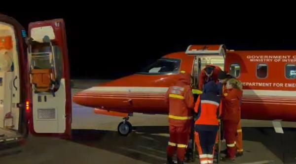 fetite mici arse grav explozie butelie botosani singure acasa