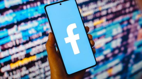 sclavie moderna 150 de moderatori facebook tulburari psihice grave