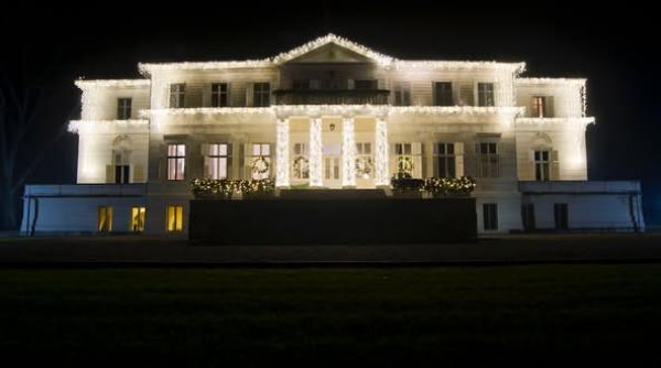 custodele coroanei principele radu castelul regal savarsin craciun anul nou