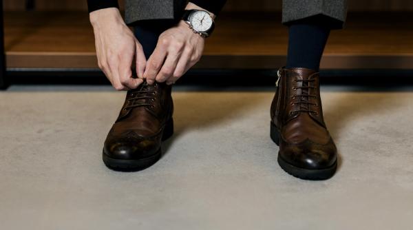 descult casa musafiri