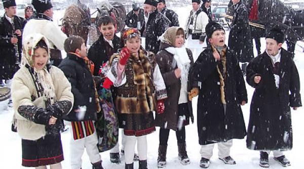 craciun rit vechi 2025 sarbatorit 7 ianuarie traditii stravechi obiceiuri