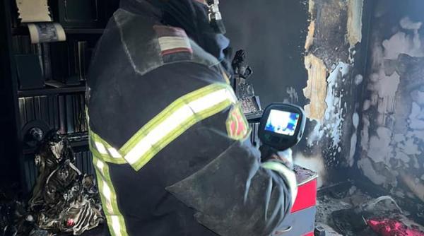 foc ucigas femeie moarta incendiu casa pecica