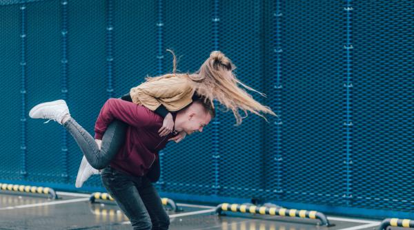 horoscop de dragoste cum percepe fiecare zodie prima iubire