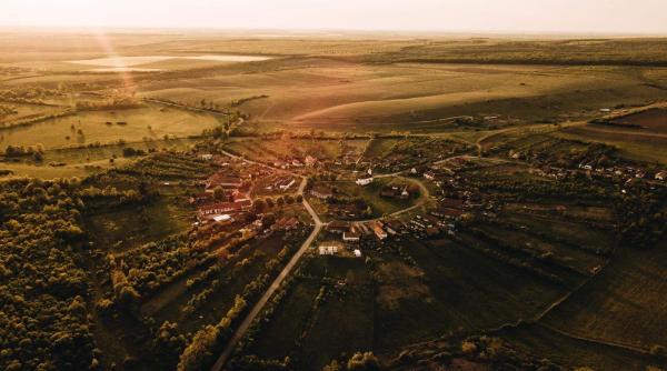 localitate uimitoare forma rotunda arhtectura veche secole