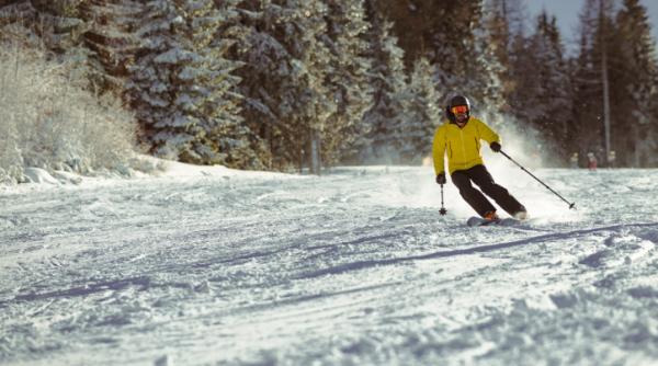 5 partii de schi din romania pe care le poti incerca la inceput de an