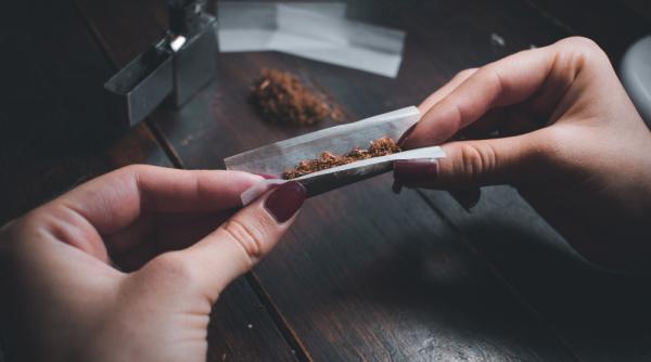 consumul droguri responsabil 20 accidente rutiere franta