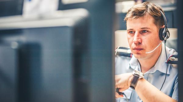 cifre ingrijoratoare peste jumatate apeluri 112 false sts semnal alarma