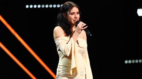 o tanara cu o poveste emotionanta de viata ii va uimi pe juratii x factor diseara la antena 1 puya fetele mele n ar fi niciodata pregatite pentru asta