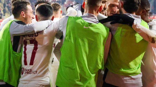 cfr cluj urca pe primul loc in superliga