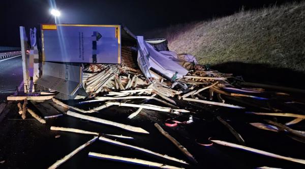 camion rasturnat a1 sofer ranit