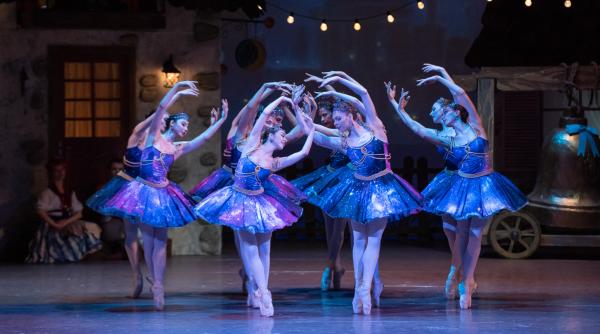 cea mai cunoscuta poveste de iubire a umanitatii din repertoriul liric universal romeo si julieta de prokofiev este montata de opera nationala bucuresti in luna indragostitilor februarie