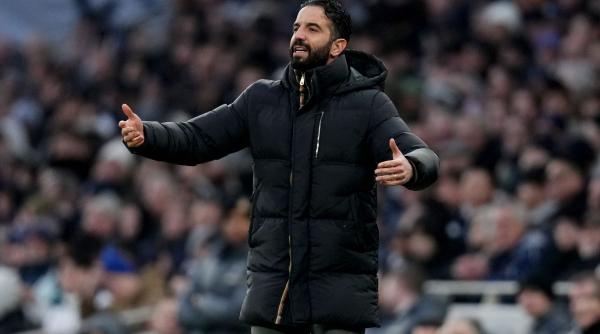 tottenham man utd infrangere probleme amorim