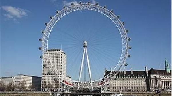 London Eye, roata gigantică de observaţie din capitala Regatului Unit, împlineşte 25 de ani