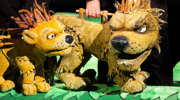 o noua premiera la teatrul tandarica regele leu regia andrei si andreea grosu