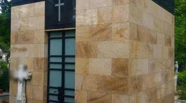 firma de constructii funerare si monumente funerare in bucuresti