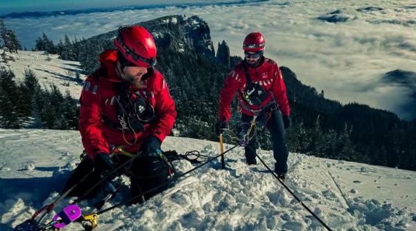 interventie corzi coltari urcat stanca salvare turisti rataciti munti maramures
