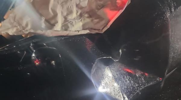 caderi pietre brezoi masina lovita aluviuni