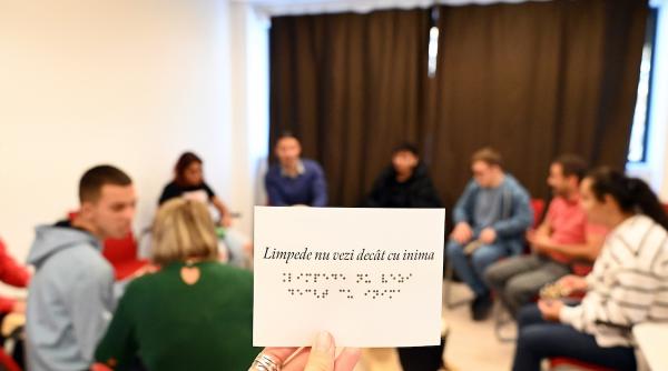 asociatia entuziart anunta interconectart si ecosisteme empatice incluzive doua proiecte artistice care subliniaza importanta terapeutica a artei sustinand empatia si incluziunea