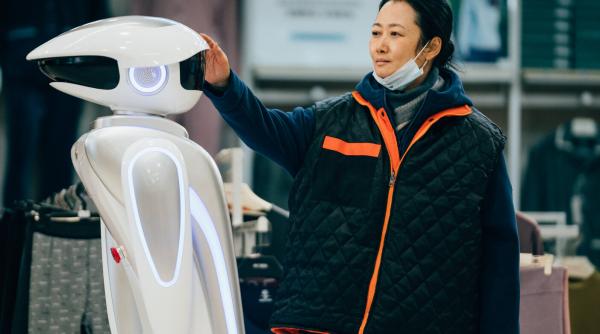 destine in deriva caught by the tides un film eveniment din 4 aprilie in cinema