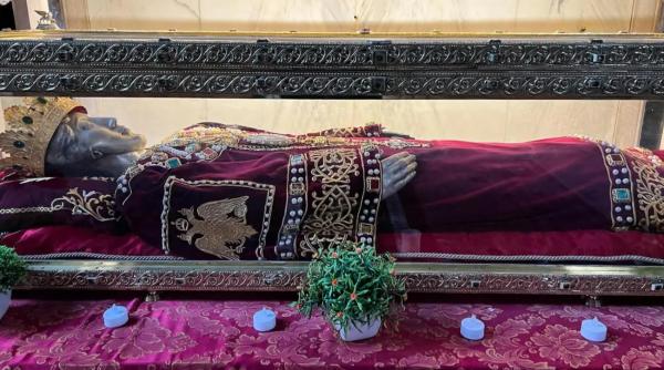 programul pelerinajului moastele sfintei imparatese elena