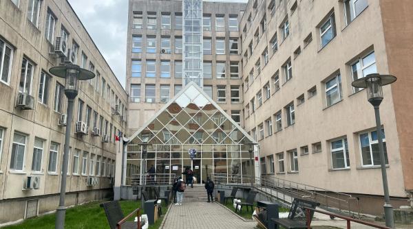 spitalul clinic judetean de urgenta brasov devine mai verde donatie de peste 300 000 lei pentru un sistem fotovoltaic la initiativa fundatiei dms cu sprijinul fundatiei metropolis