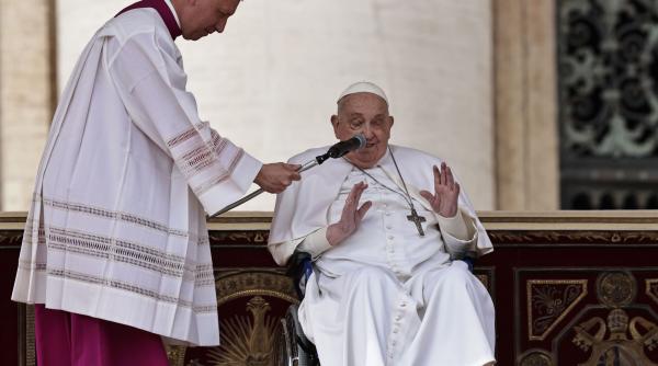 papa francisc recunostinta vizita piata sf petru