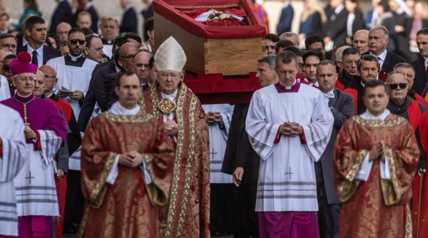 funeralii papa francisc etape inmormantare