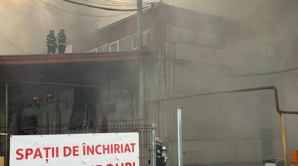 incendiu amploare depozit capitala