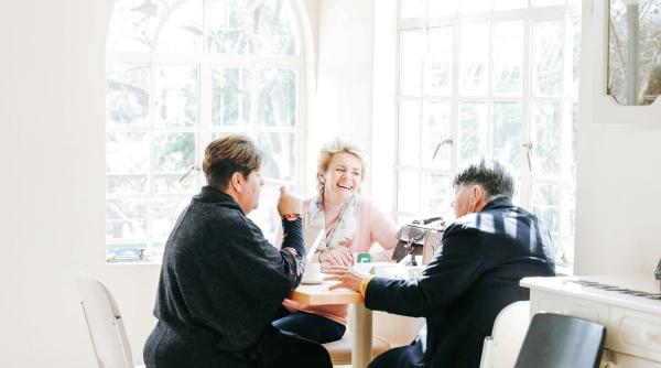 sinuratate prieteni vechi sanatate mintala