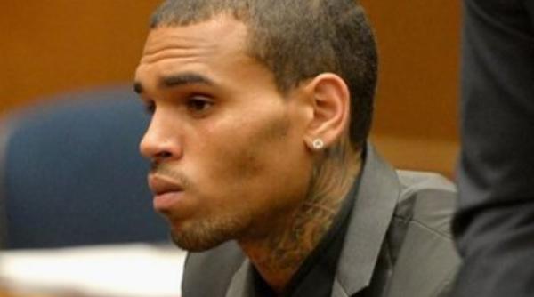 chris brown arestare