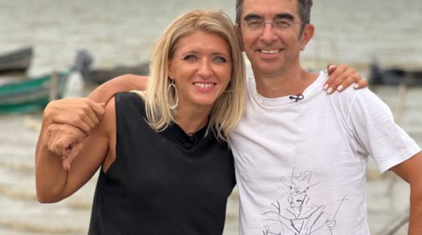 oana paraschiv si mihai gainusa la poftiti pe la noi poftiti la intrecere atata munca la camp am mai facut doar la munci patriotice din 2 iunie de luni pana miercuri de la 20 30 la antena 1