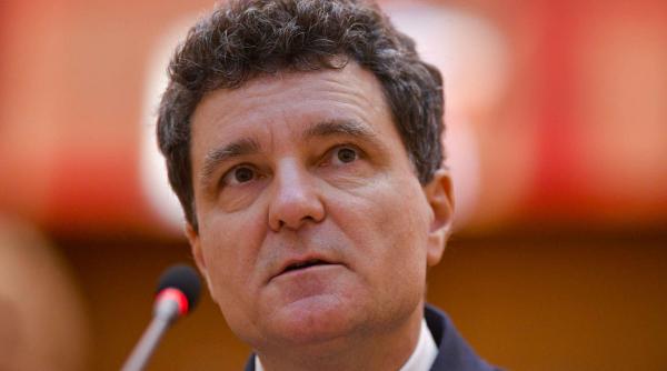 nicusor dan decizie ccr contradictie democratie