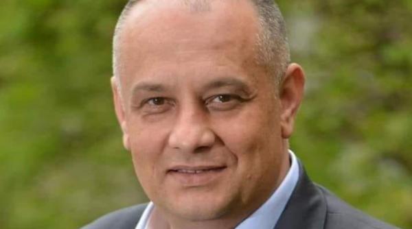 parlamentul se reorganizeaza din temelii pusl atrage noi membri printre care si pe alexandru baisanu