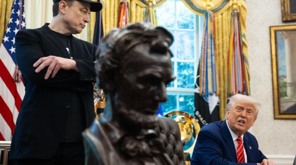 elon musk atac violent donald trump scandalos