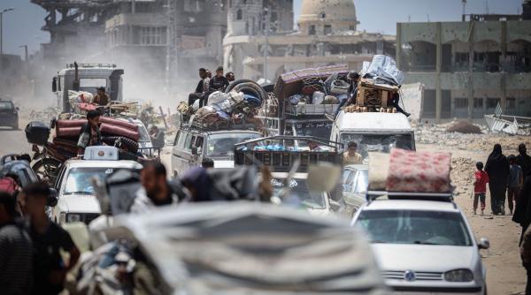 numar record de refugiati in 2025 peste 122 de milioane de oameni au fost fortati de razboaie sa si abandoneze tara