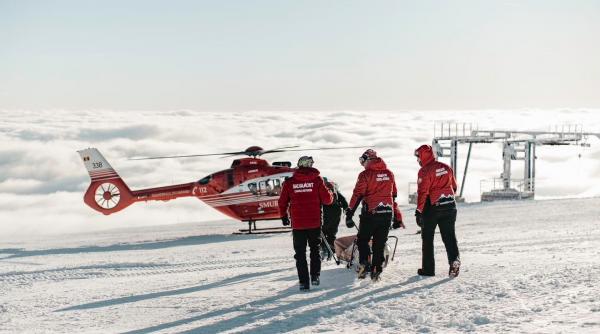 turista accidentata muntii fagaras zapada elicopter smurd