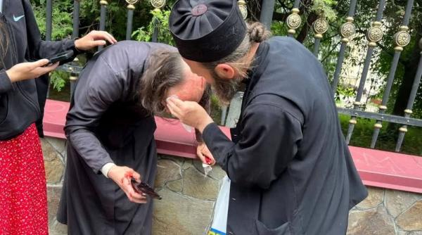 atac violent catedrala cernauti preoti romani batuti de ucraineni in timpul slujbei