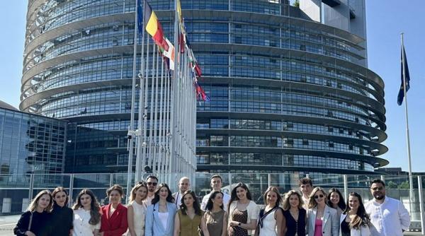 antena academy lectia de democratie live in bancile din parlamentul european