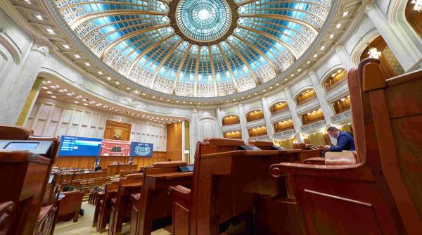 parlament risipa deputati modernizare site web