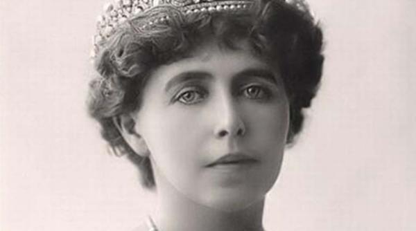 zile libere ziua reginei maria ziua artistilor romani