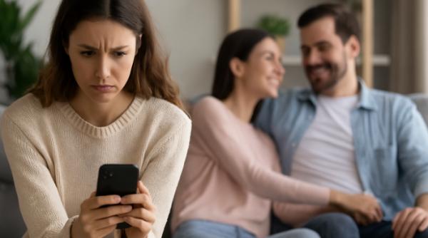 gelozia extrema intr o relatie 4 comportamente toxice des intalnite