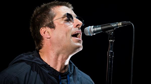 trupa britanica de rock oasis revenire scena dupa 16 ani