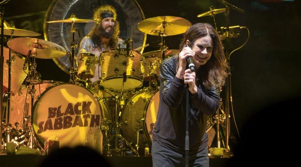 fanii plang ozzy osbourne steaua hollywood