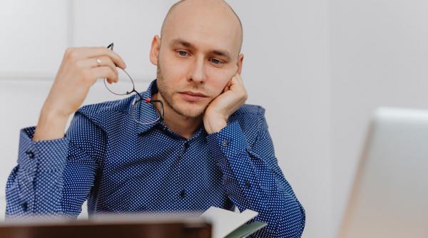 primul an de antreprenoriat cinci greseli comune care pot costa scump o afacere la inceput de drum